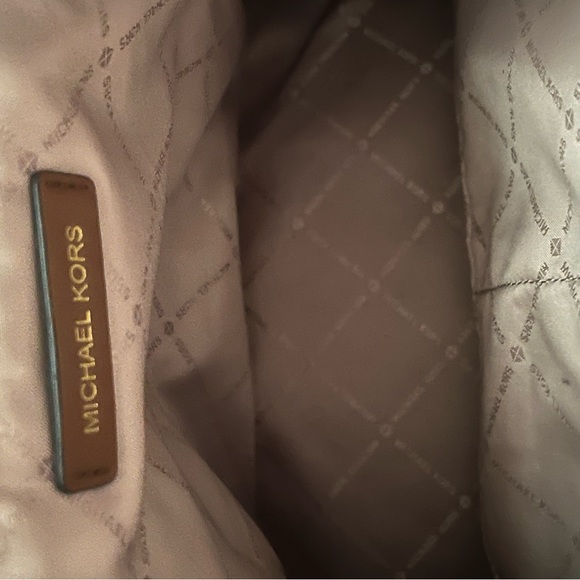 Michael Kors Jet Set Large Logo Backpack - Picture 11 of 14